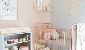 Comment bien préparer la chambre de bébé ?